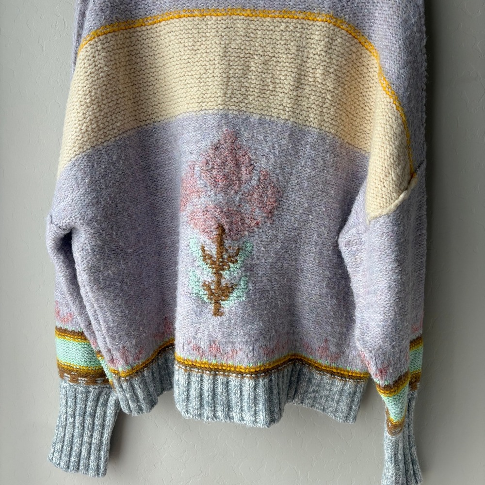 Anthropologie Sweater Mock Neck Flower Embroidered‎ Lavender Knit Sweater M - Picture 4 of 9